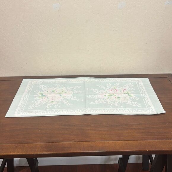 Vintage Shabby Chic Floral Rose Print Dresser Scarf Placemat - Picture 1 of 3